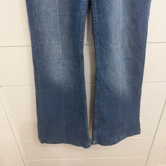 Free People We The Free Somewhere Over The Rainbow Flare Blue Jeans 23210 - Picture 8 of 14